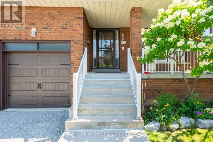 11 Timber Lane — photo 2 of 40