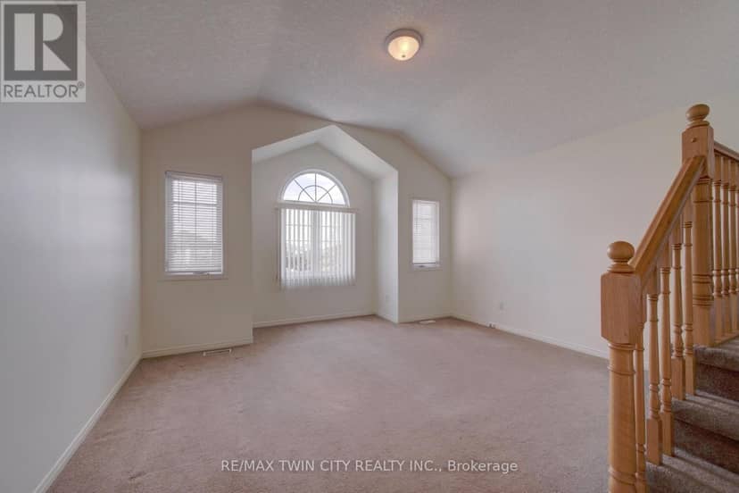 1064 Copper Leaf Crescent — photo 17 of 40