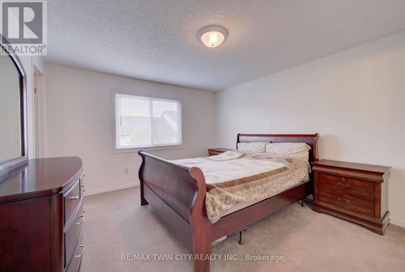 1064 Copper Leaf Crescent — photo 21 of 40