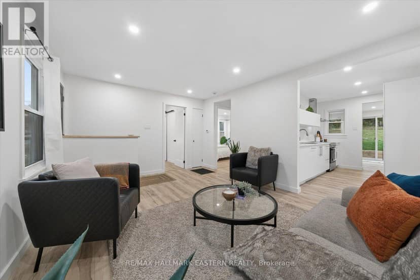 482 Wellington Street W, Peterborough, photo 8