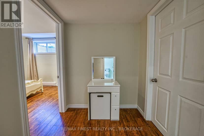 1017 Woodhaven Drive — photo 30 of 40