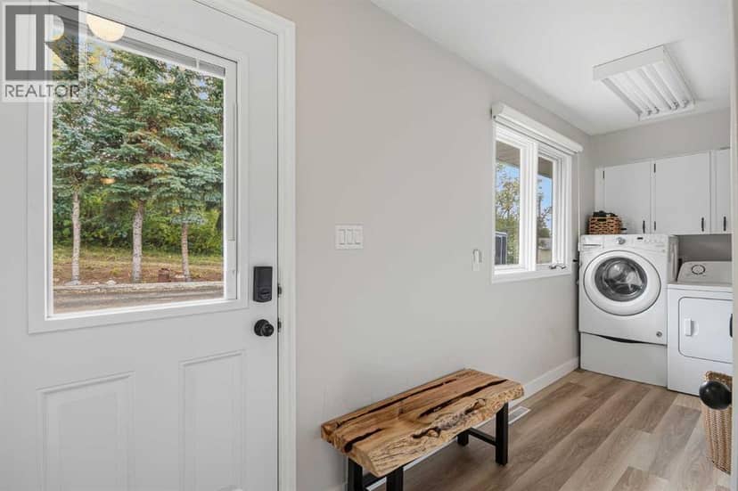 210 3 Avenue, Paradise Hill, photo 6