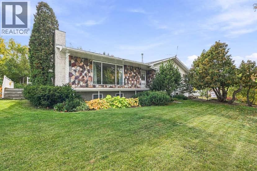 210 3 Avenue, Paradise Hill, photo 2
