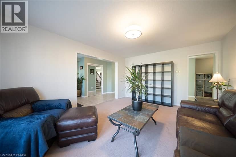 51 WEBB Avenue, Brantford, photo 7