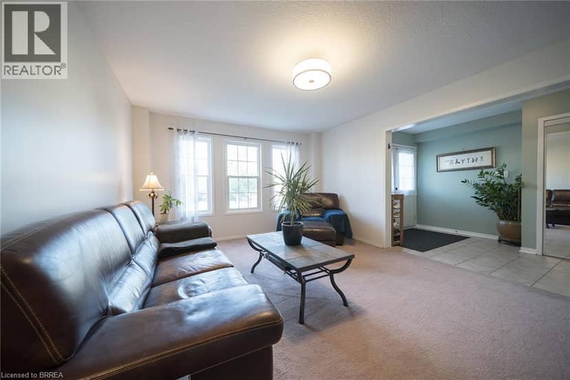 51 WEBB Avenue, Brantford, photo 8