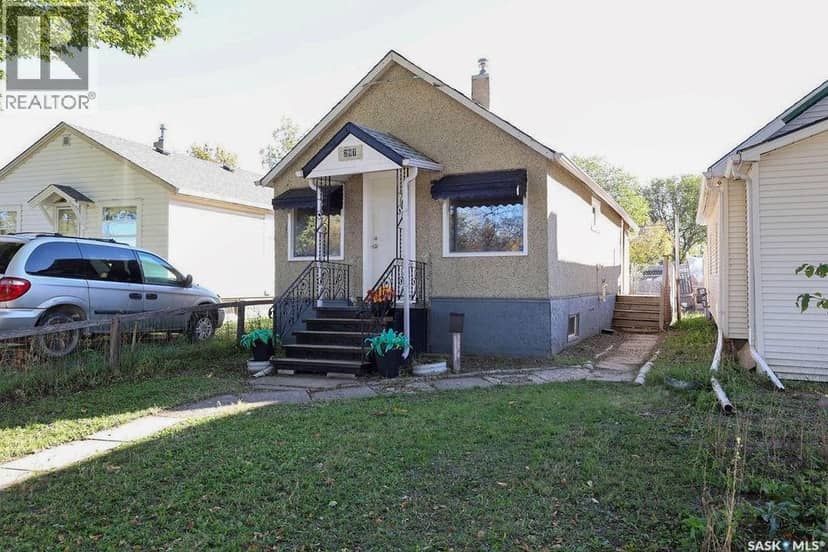 297 Smith STREET, Regina, photo 2