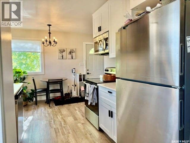 731 13th STREET — photo 10 of 37