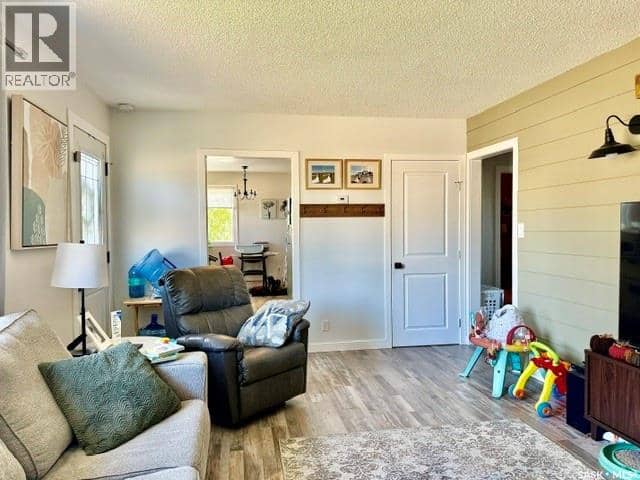 731 13th STREET — photo 13 of 37