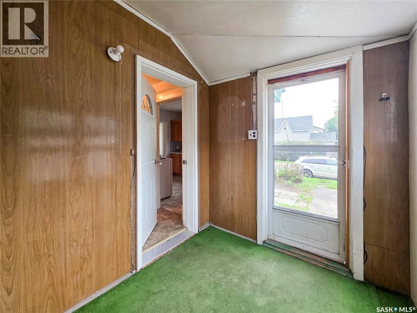 202 6th AVENUE E, Melville, photo 8