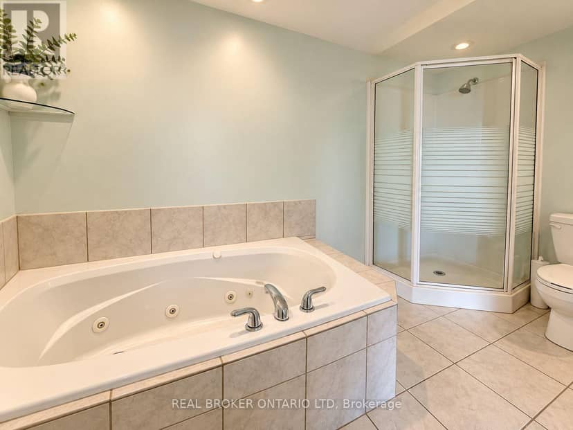6 - 861 Shelborne Street — photo 14 of 21