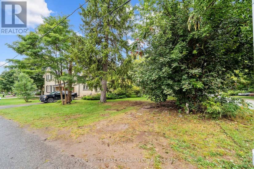 192 Church Street — photo 3 of 8