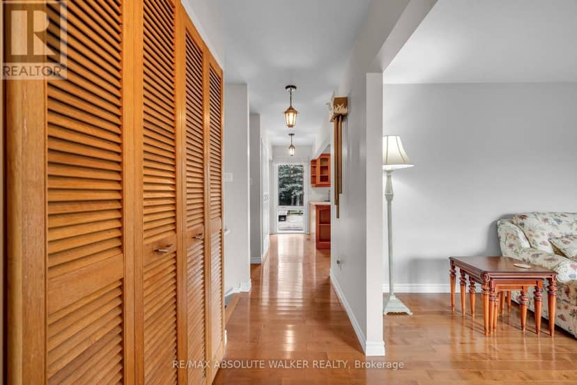 29 Jonathan Pack Street, Ottawa, photo 2