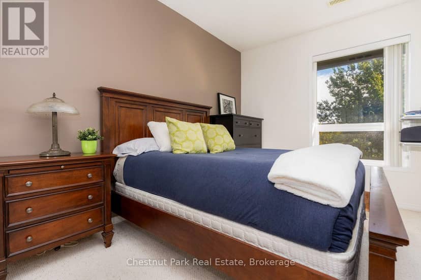 678 Johnston Park Avenue — photo 10 of 40