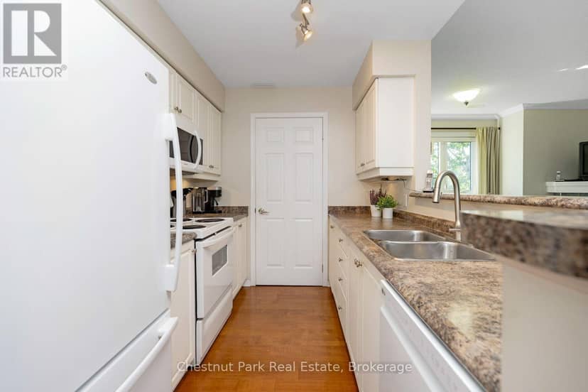 678 Johnston Park Avenue — photo 20 of 40