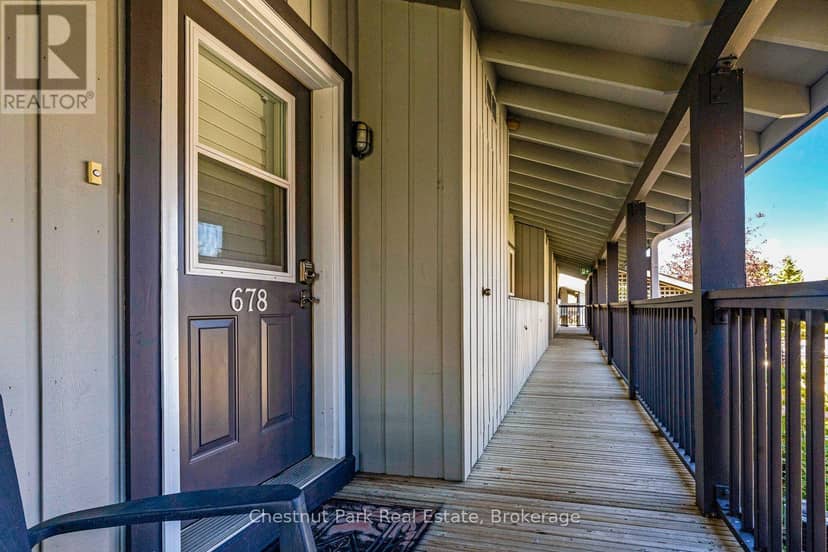 678 Johnston Park Avenue, Collingwood, photo 6