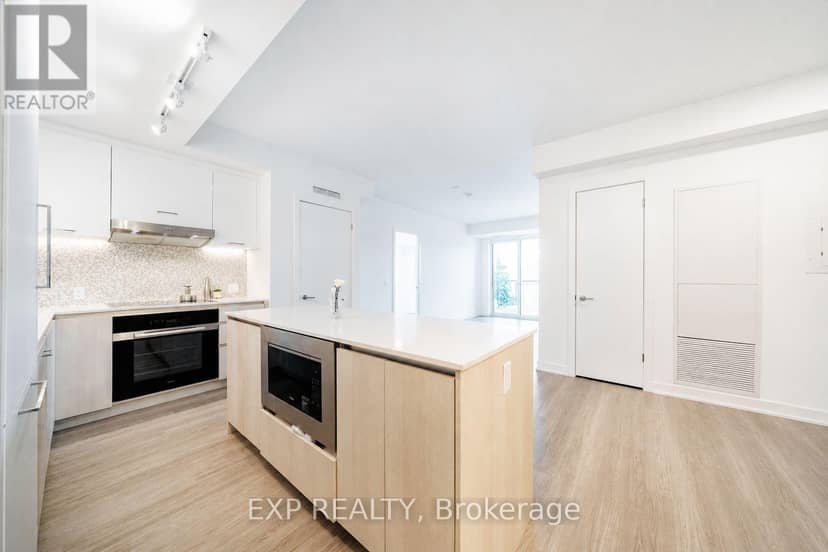 235 - 8188 Yonge Street — photo 16 of 23
