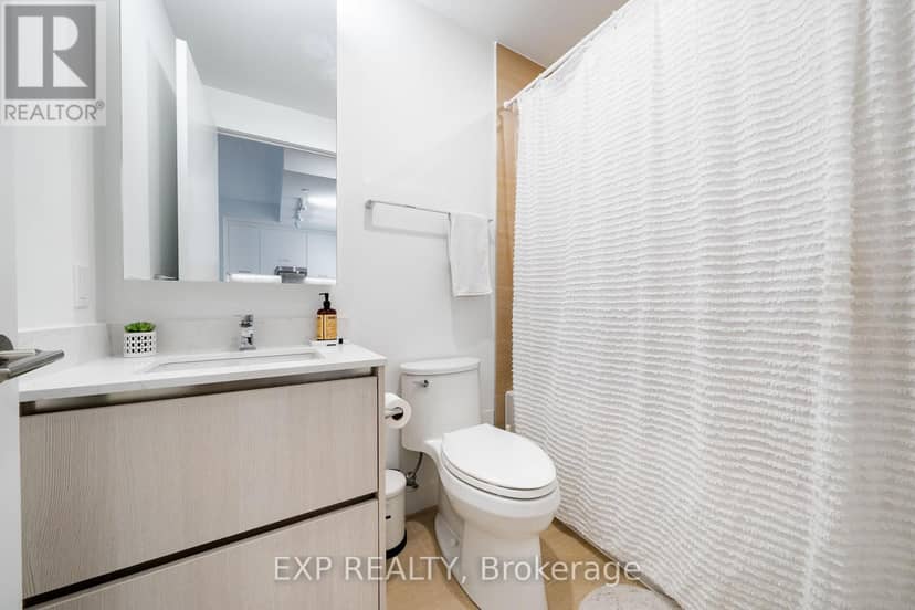 235 - 8188 Yonge Street — photo 23 of 23