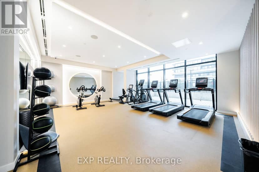 235 - 8188 Yonge Street, Vaughan, photo 6