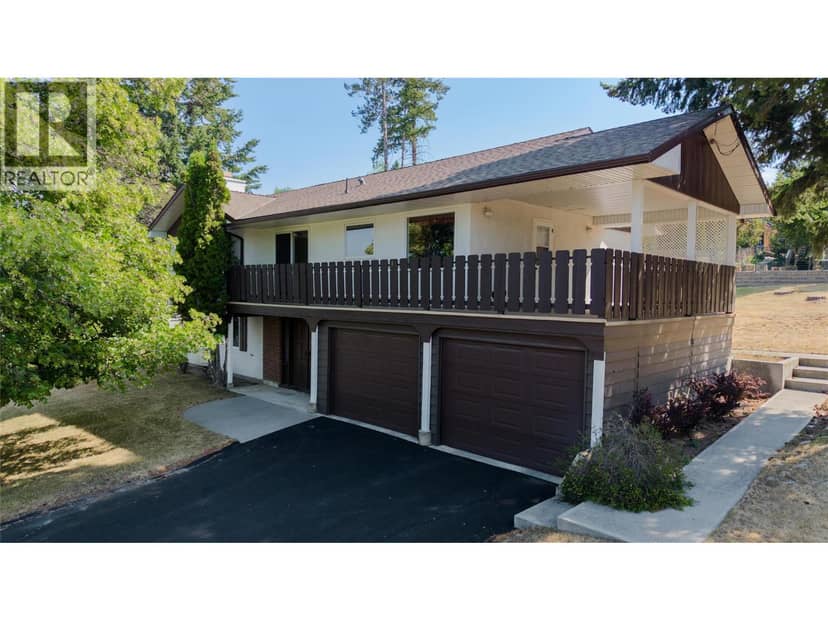 804 28th Avenue S, Cranbrook