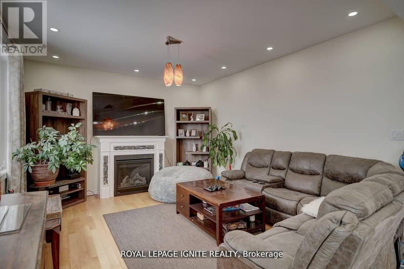 41 Northhill Avenue E — photo 13 of 26