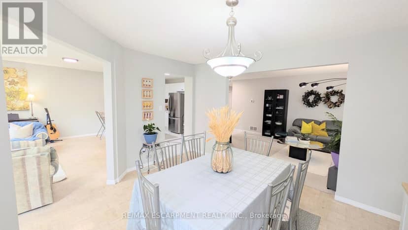 68 Benjamin Drive — photo 9 of 35