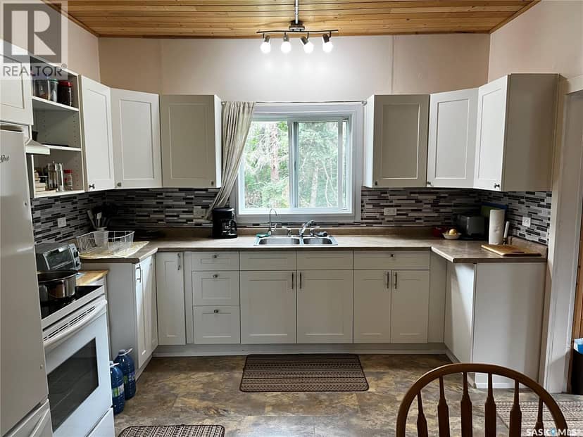 Bildstein Acreage — photo 4 of 40
