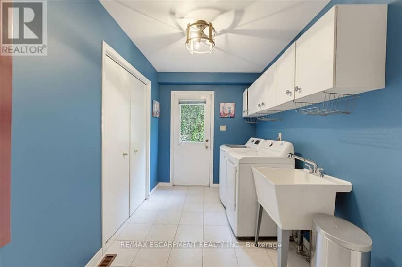 28 Seymour Drive — photo 20 of 40