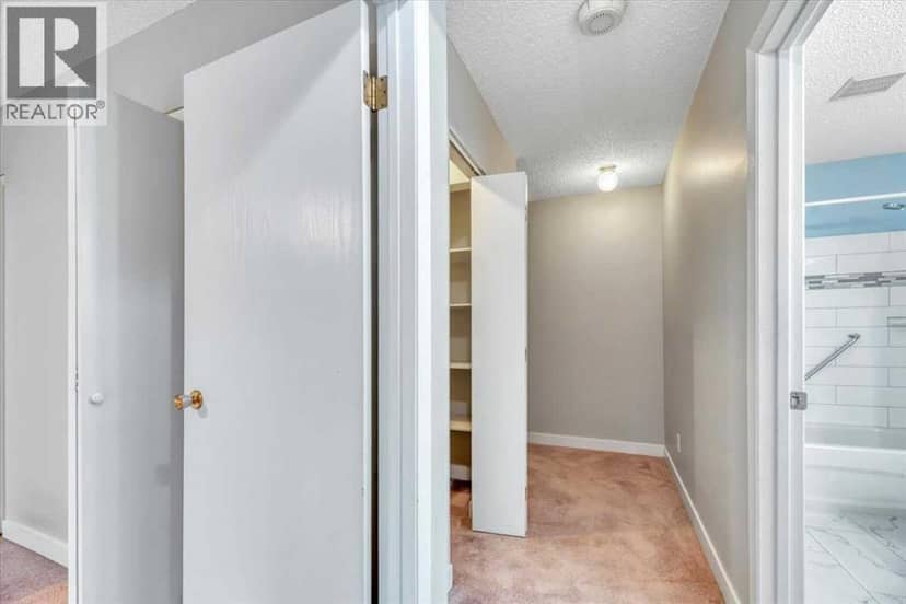 302, 1814 18 Street SW — photo 19 of 28