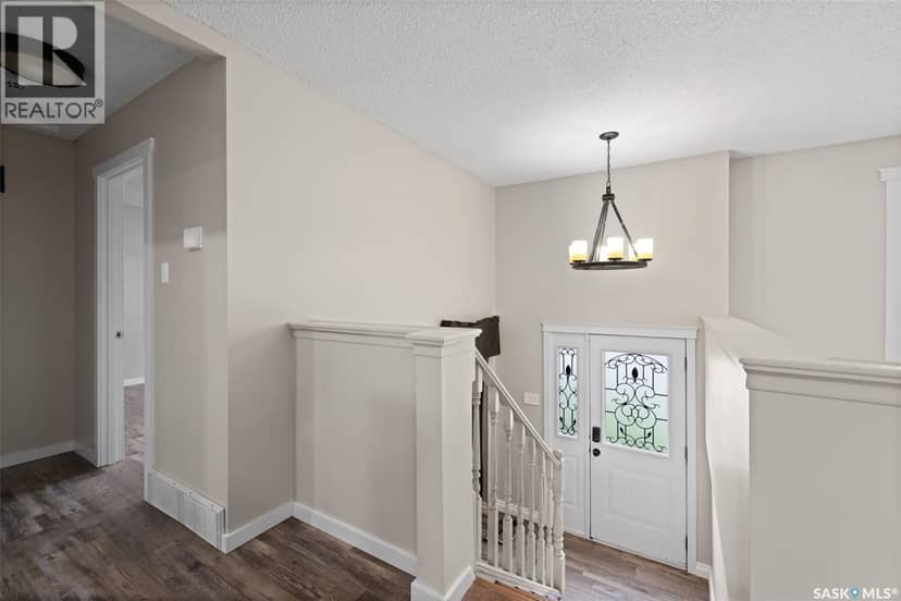 1538 Spadina Street W, Moose Jaw, photo 3