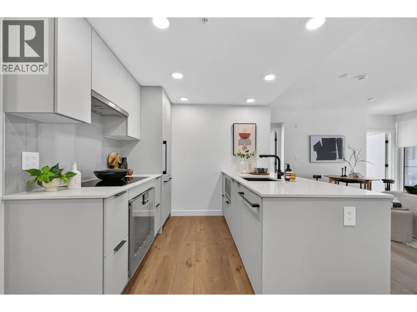 202 8030 OAK STREET, Vancouver, photo 2