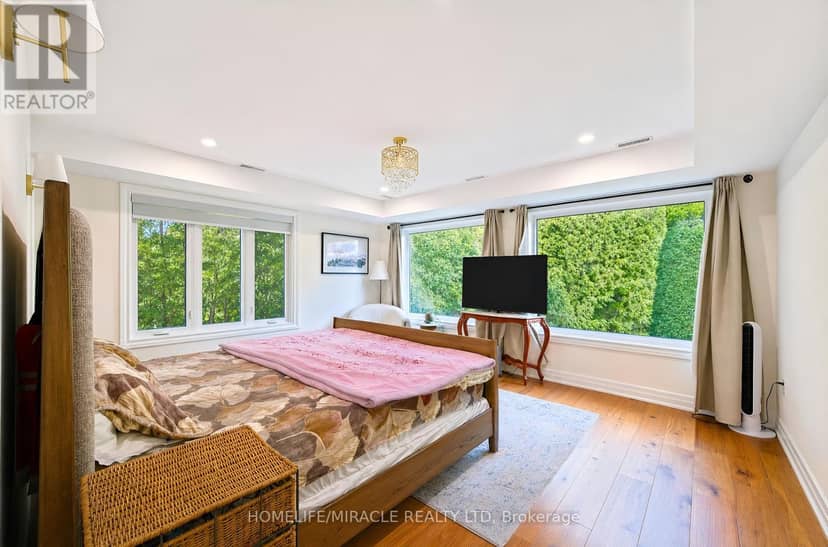 29 Holmes Drive — photo 16 of 40