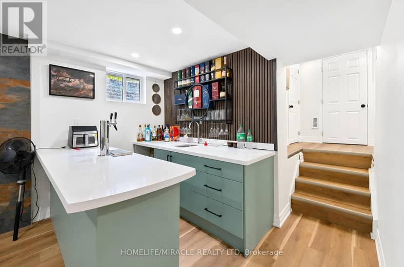 29 Holmes Drive — photo 36 of 40