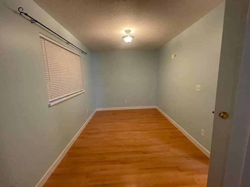 Suite 26458 33 AVE, Langley, photo 4