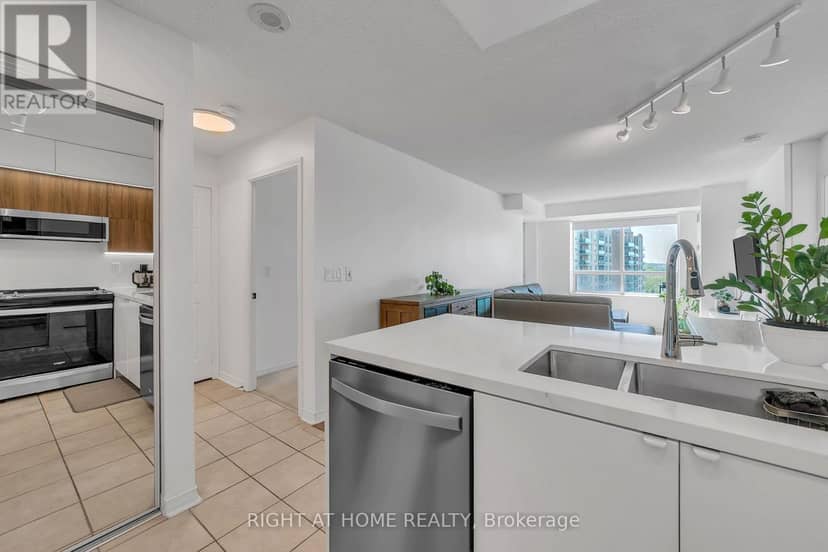 1202 - 11 Oneida Crescent — photo 10 of 25