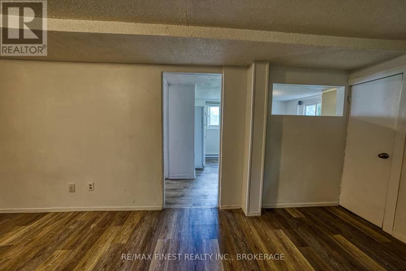 1348 Princess Street — photo 24 of 31