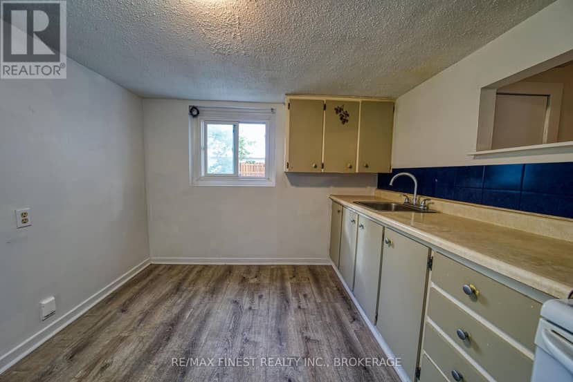 1348 Princess Street — photo 27 of 31