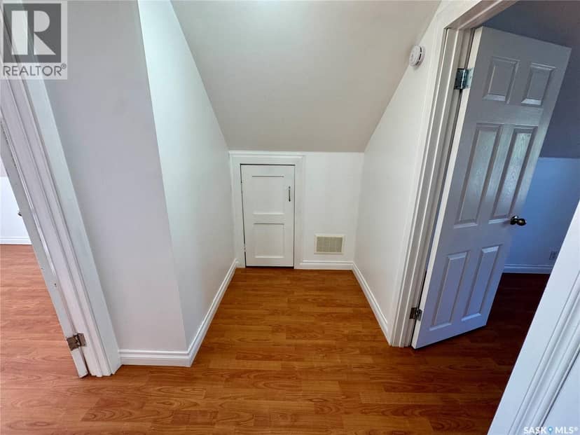 365 Keats STREET — photo 14 of 28