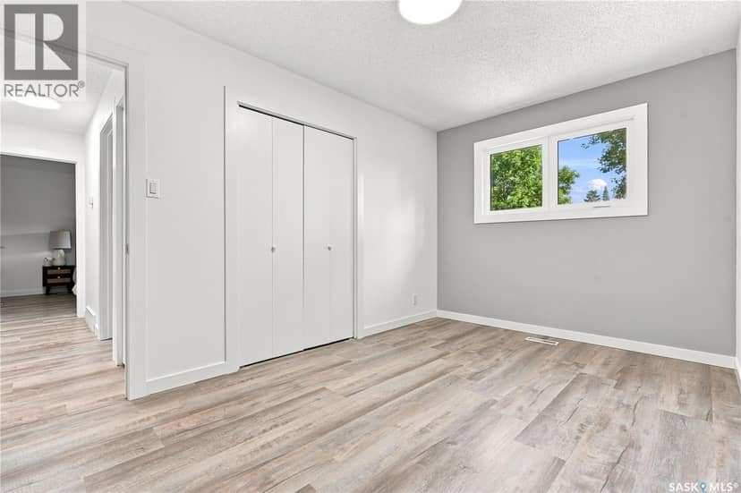 607 Lenore DRIVE — photo 19 of 40