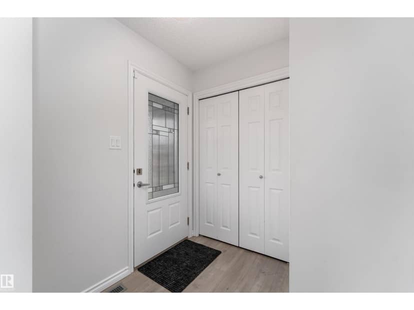2416 Wonnacott Co SW, Edmonton, photo 4