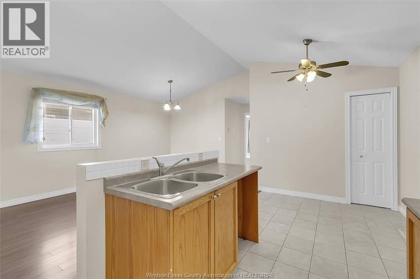 4505 Tumbleweed — photo 11 of 26