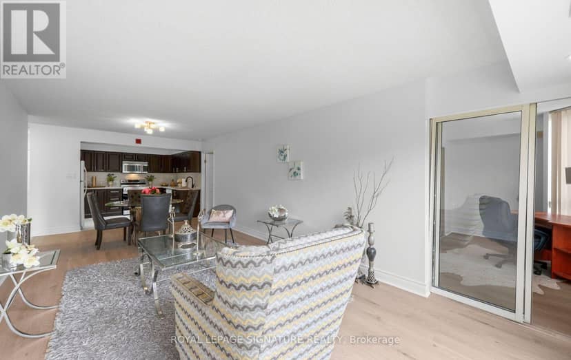 202 - 175 Cedar Avenue, Richmond Hill, photo 8