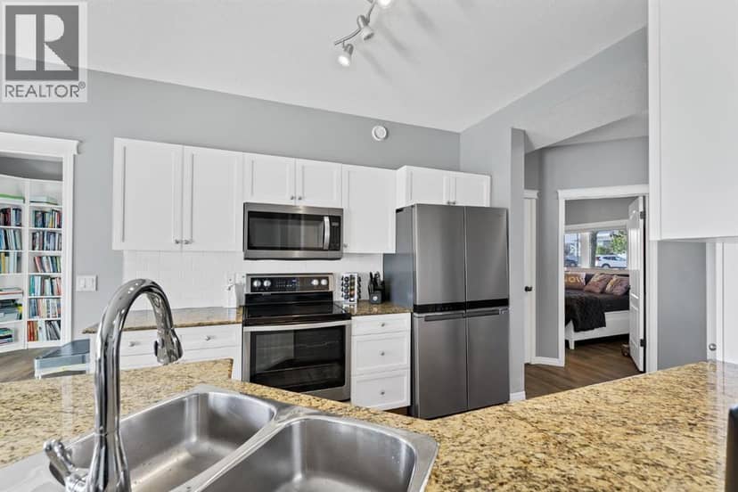 108 Northlands Pointe NE — photo 9 of 39