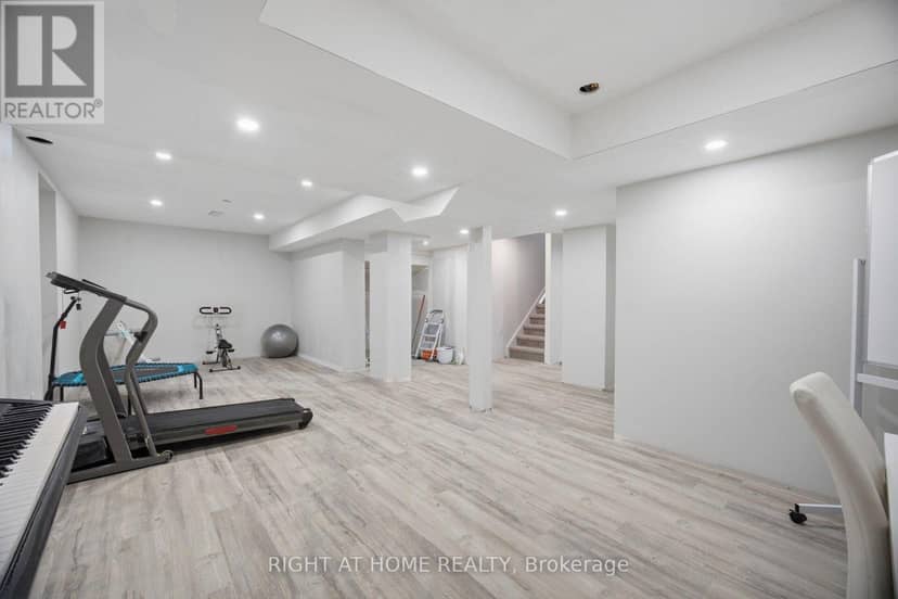 2249 Crestmont Drive — photo 40 of 40