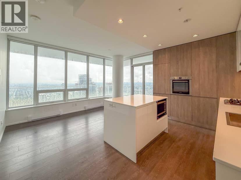 4002 4650 BRENTWOOD BOULEVARD, Burnaby, photo 2