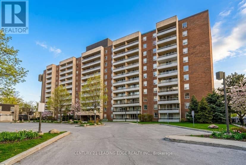 604 - 25 Four Winds Drive, Toronto