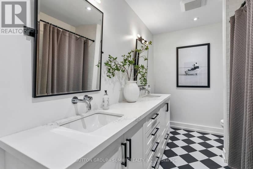 1315 Britannia Road — photo 34 of 40