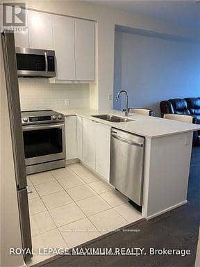 819 - 50 Thomas Riley Road — photo 2 of 17