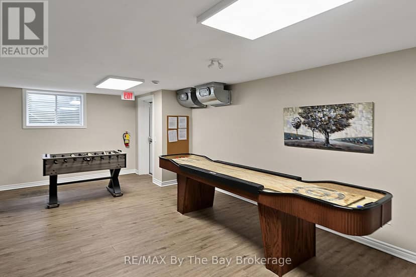 50 Silver Glen Boulevard — photo 38 of 40