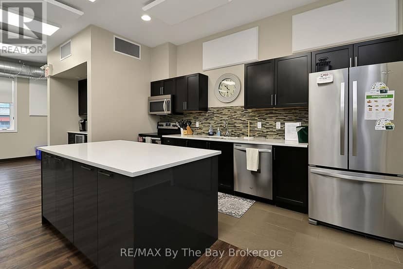 50 Silver Glen Boulevard — photo 40 of 40