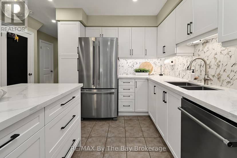 50 Silver Glen Boulevard — photo 7 of 40